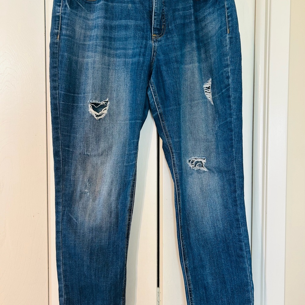 Seven7 Women's Straight Leg Jeans - Distressed Blue